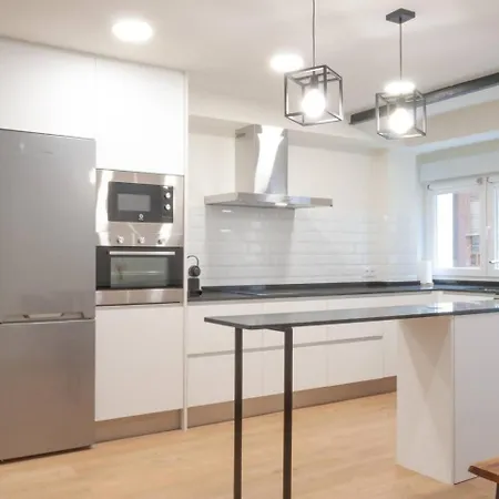 Avg La Playa 17 Apartment Gijon